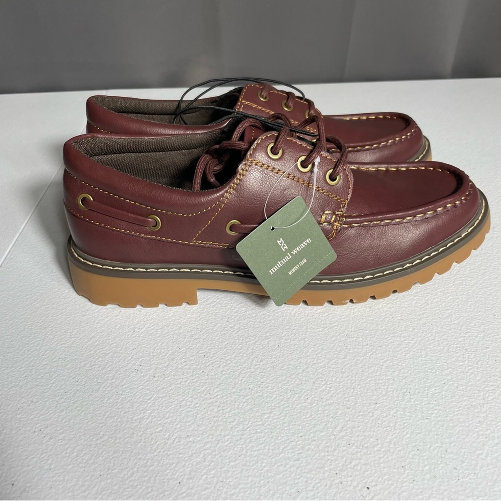 Mutual Weave Burgandy Leather Men's Shoes NWT Size 9